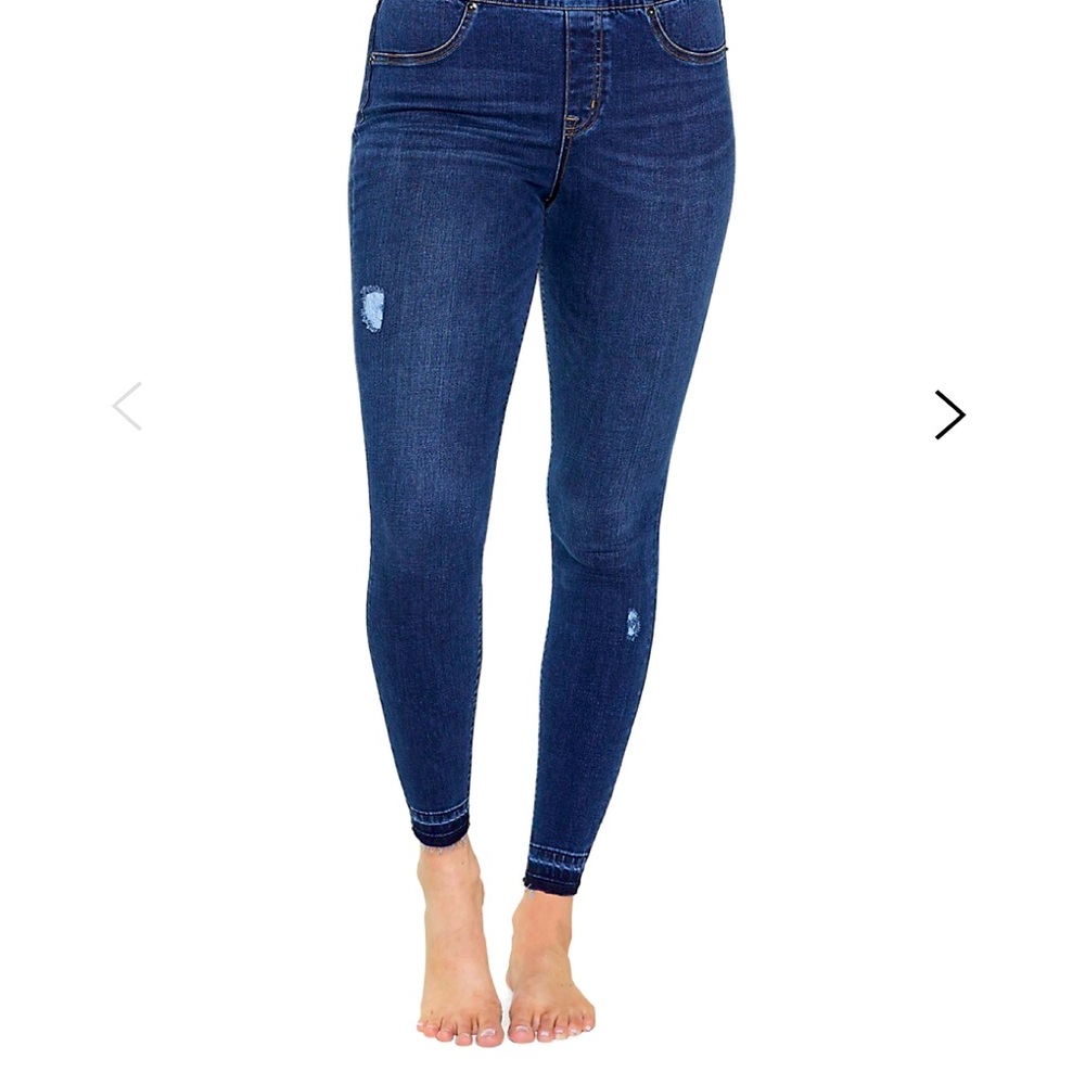 Spanx distressed leg skinny jeans small